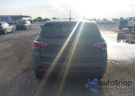 2019 Jeep Compass Upland Edition 4X4 from USA, damaged, VIN 3C4NJDAB5KT847029